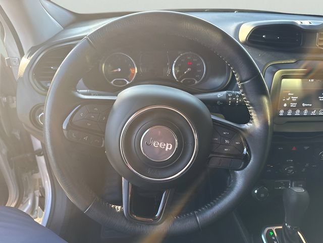 Used 2018 Jeep Renegade Altitude AWD/4WD image 15