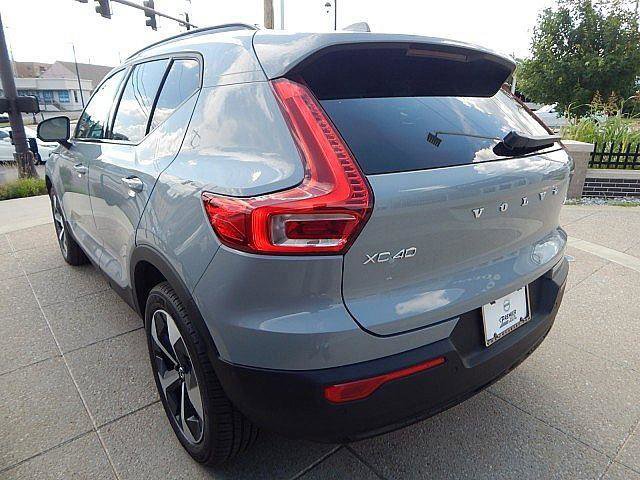 New 2026 Volvo XC40 B5 Plus w/ Protection Package Premier AWD/4WD image 10