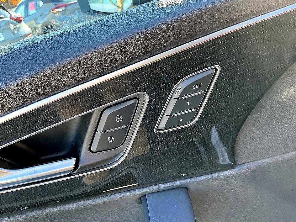 Used 2024 Audi Q7 2.0T Premium Plus image 12