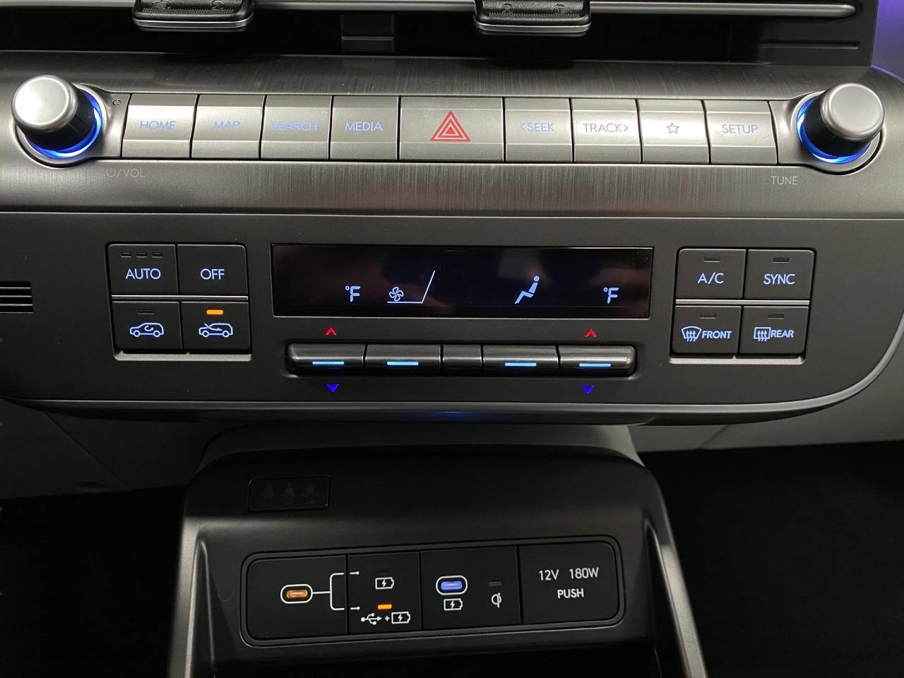 New 2026 Hyundai Kona SEL Premium AWD/4WD image 24