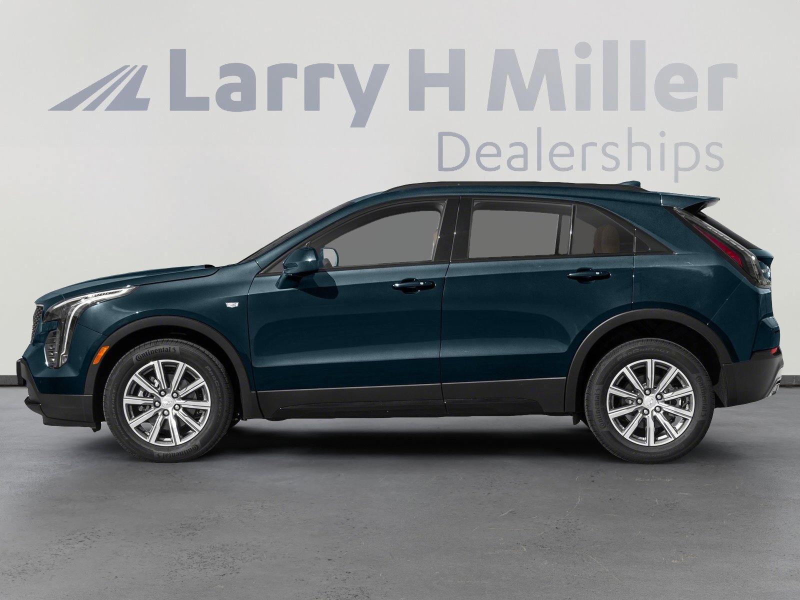 Used 2019 Cadillac XT4 Sport FWD image 3