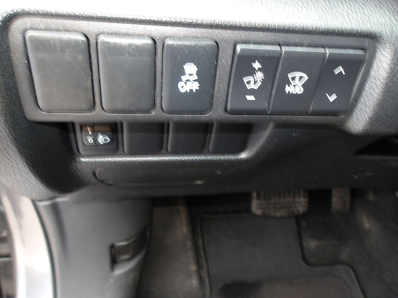 Used 2019 Mitsubishi Eclipse Cross image 16