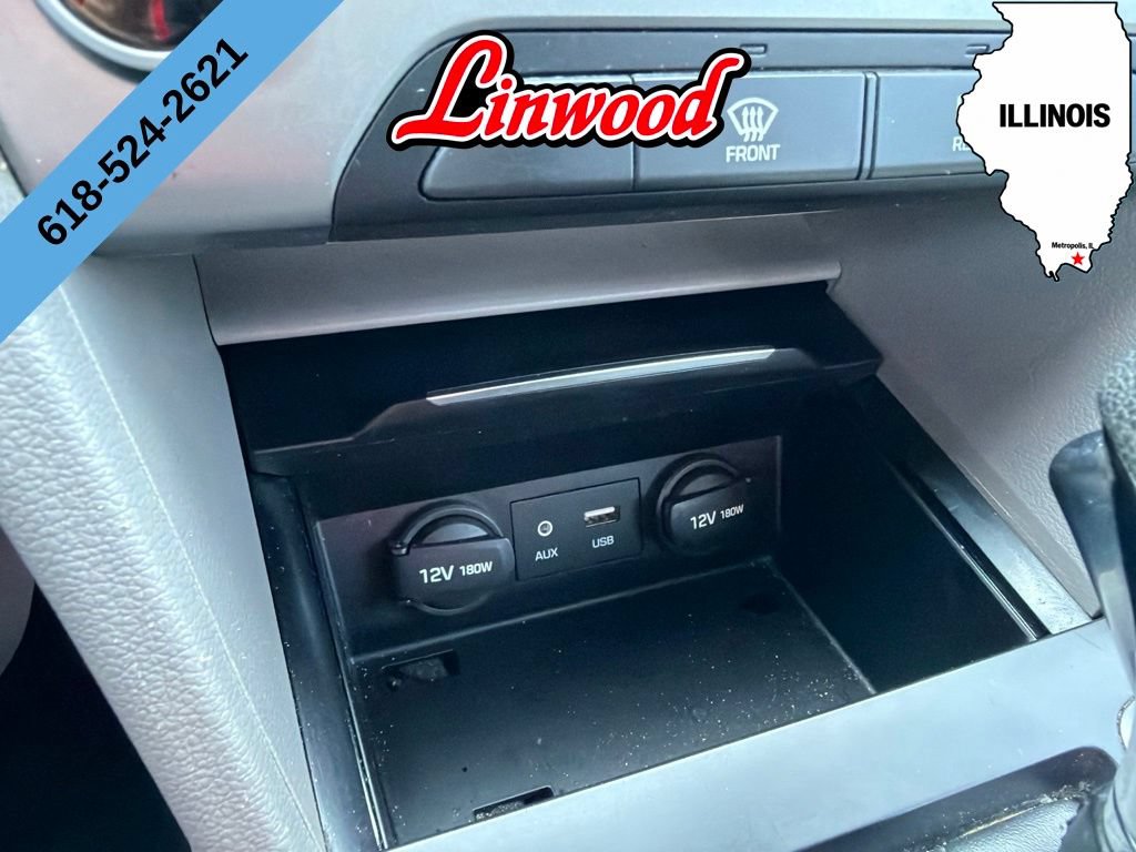 Used 2017 Hyundai Elantra SE FWD image 16