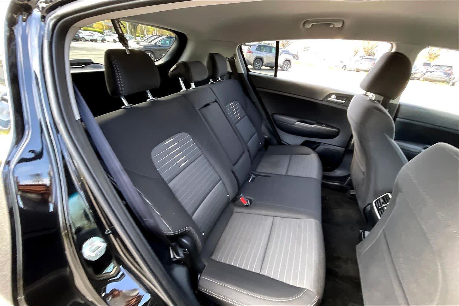 Used 2022 Kia Sportage LX w/ LX AWD Value Edition Package image 34