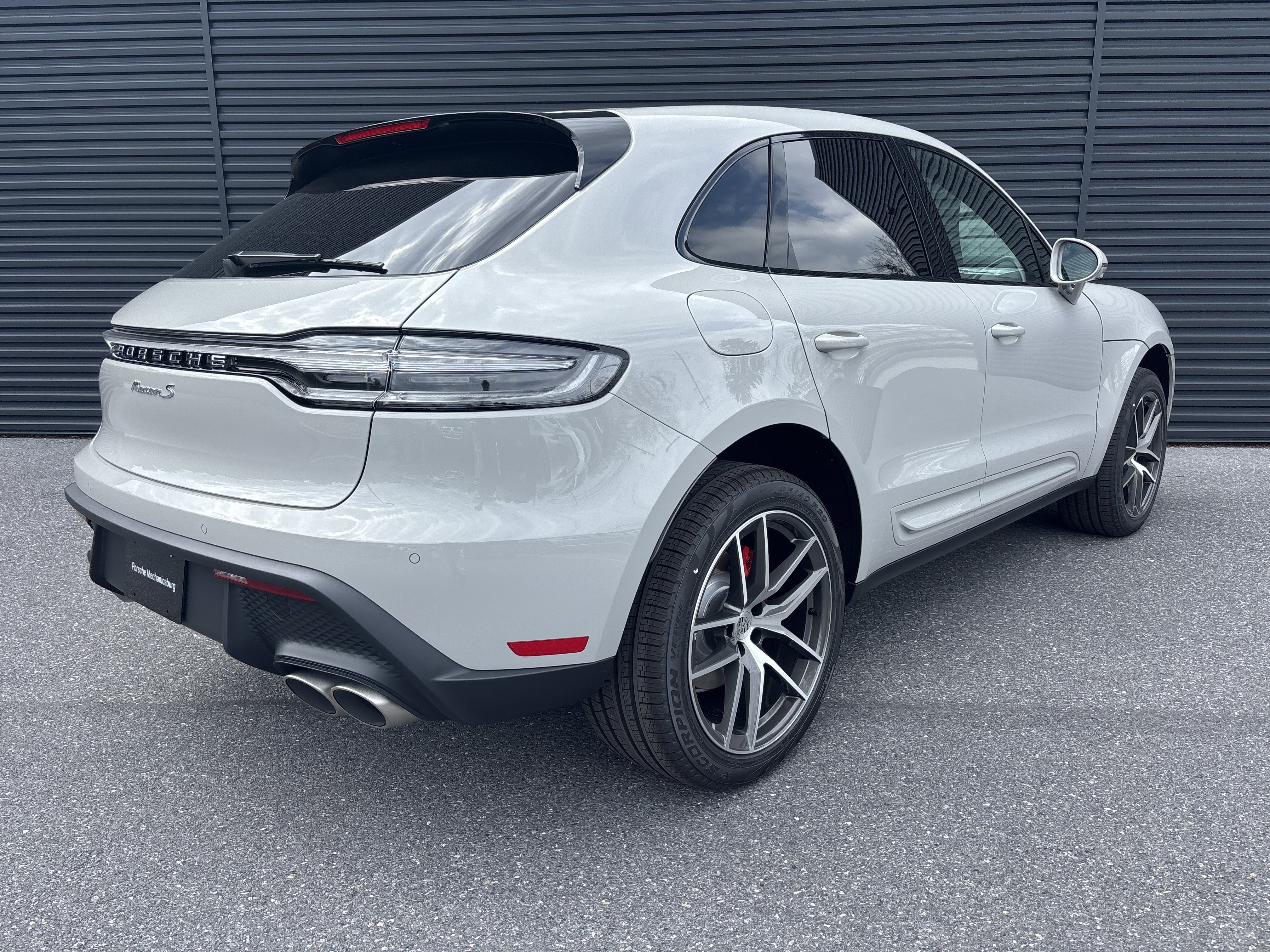 New 2026 Porsche Macan S AWD/4WD image 5