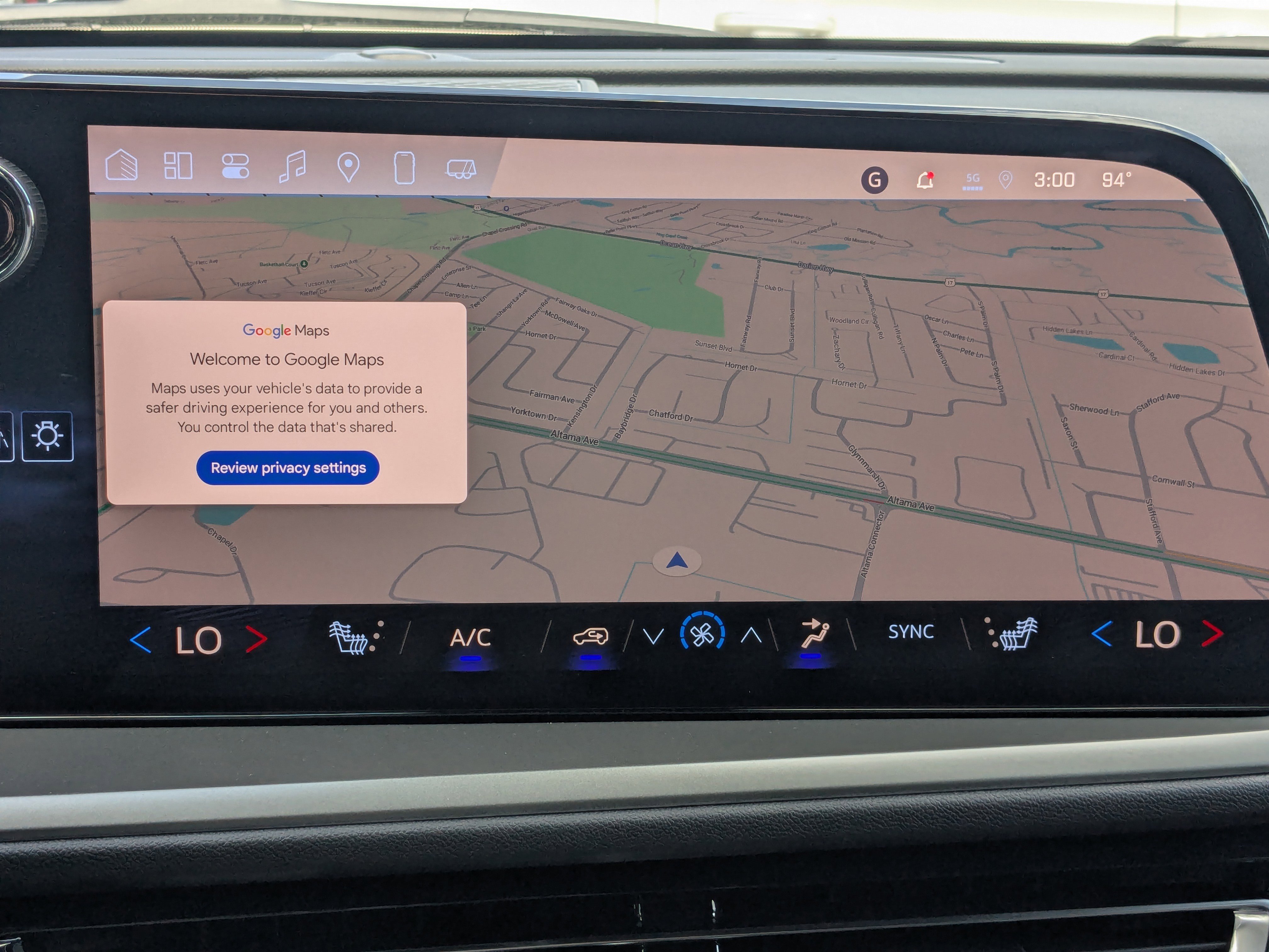 New 2025 Chevrolet Traverse LT w/ Enhanced Driving Package image 9