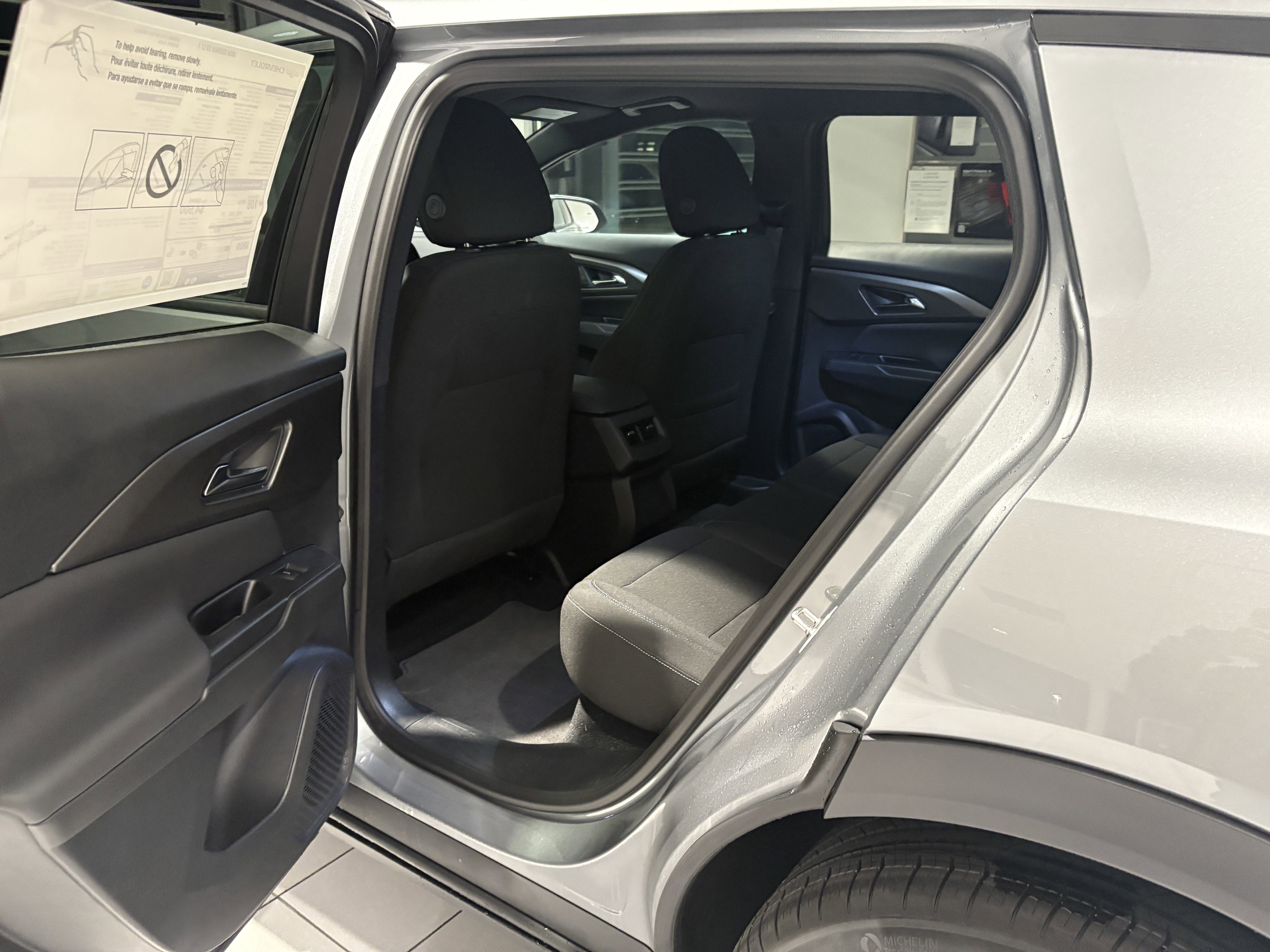 New 2026 Chevrolet Equinox EV LT image 17