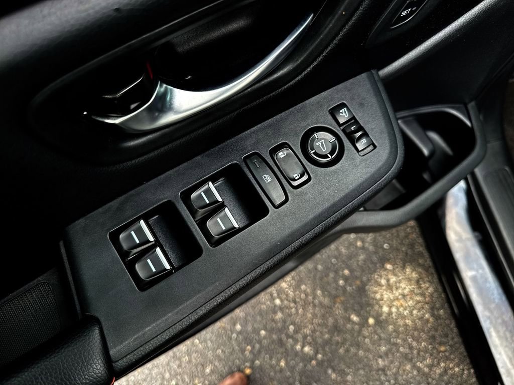 Used 2024 Honda Pilot TrailSport image 13
