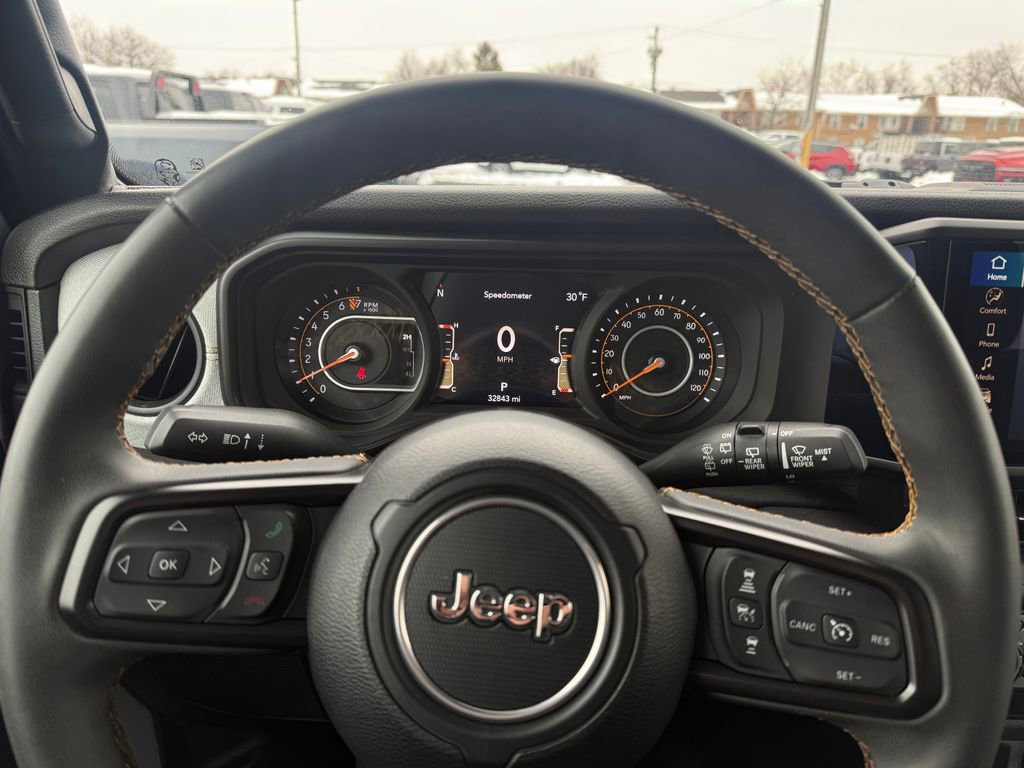 Used 2024 Jeep Wrangler Willys image 21