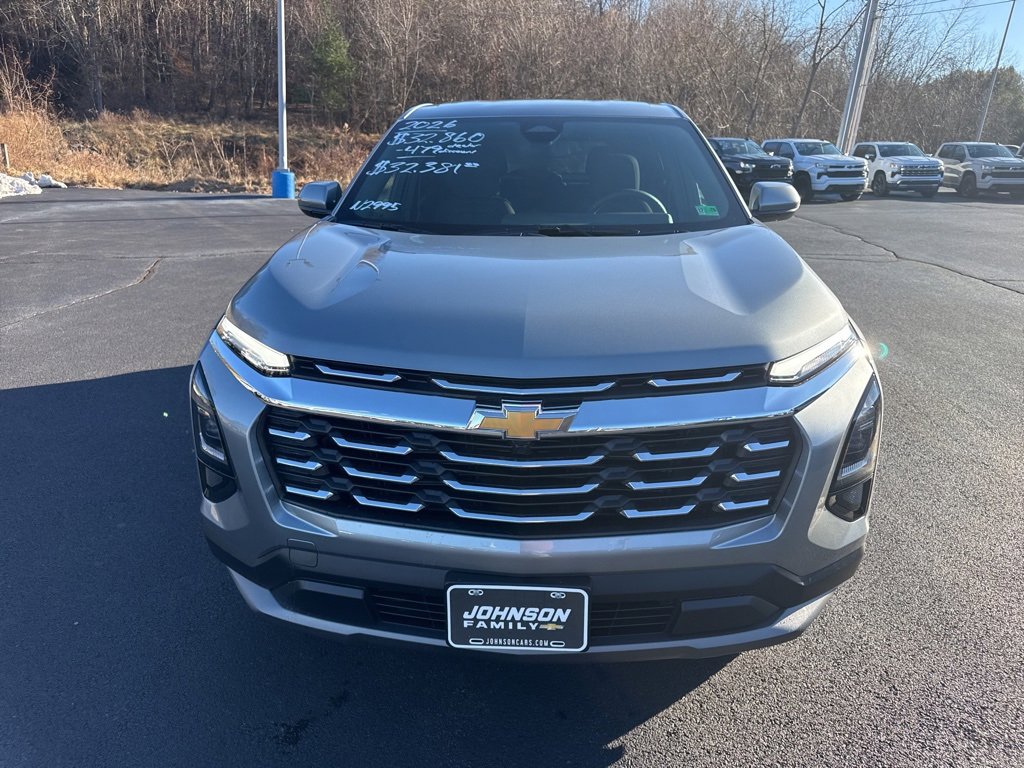 New 2026 Chevrolet Equinox LT w/ LPO, Floor Liner Package image 8