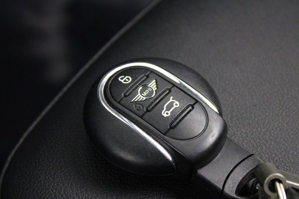 Used 2023 MINI Cooper S image 20