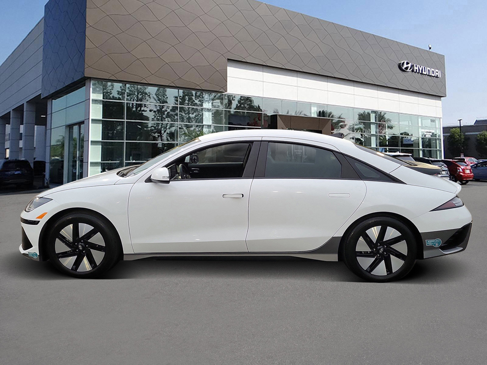 Certified 2025 Hyundai Ioniq 6 SE image 3