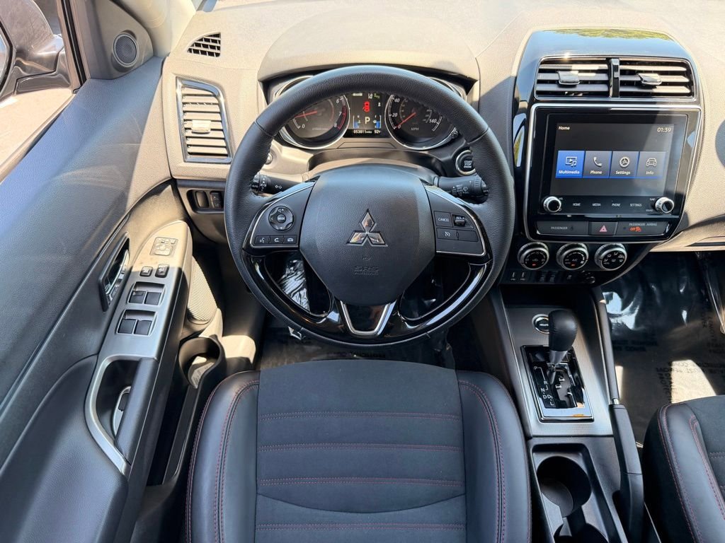 Used 2024 Mitsubishi Outlander Sport SE AWD/4WD image 17