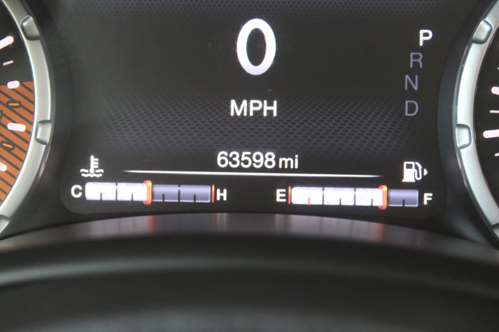 Used 2021 Jeep Renegade Latitude FWD image 29