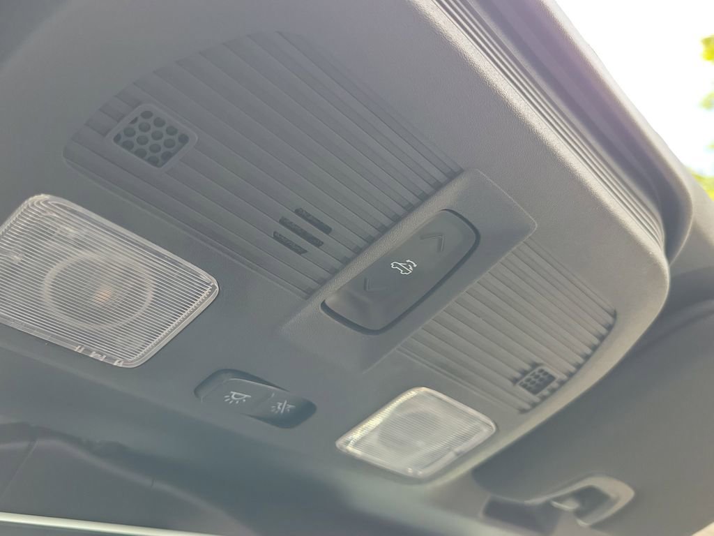 Used 2025 Ford Mustang Premium image 35