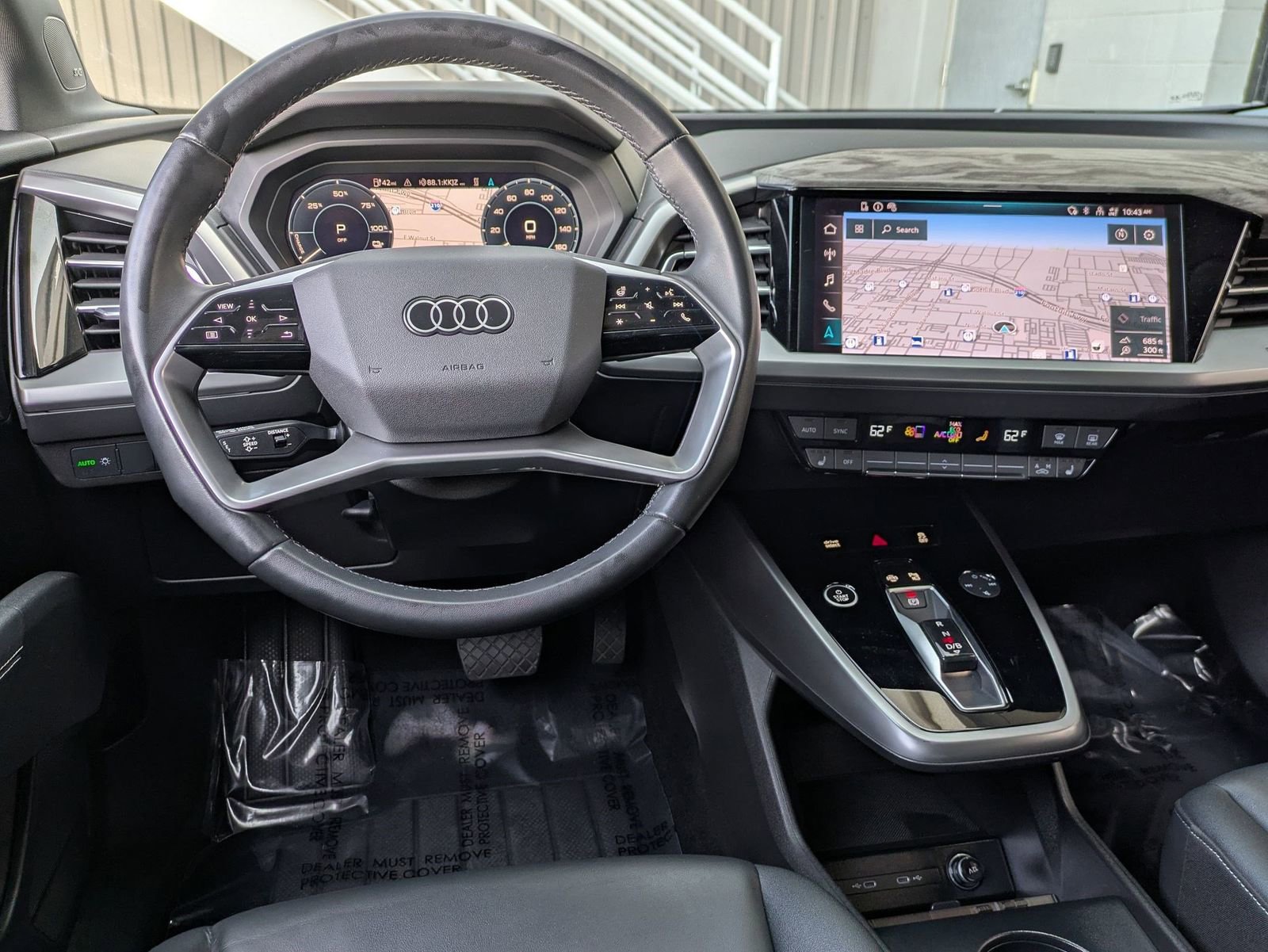 Used 2023 Audi Q4 e-tron Premium Plus w/ Premium Plus image 8