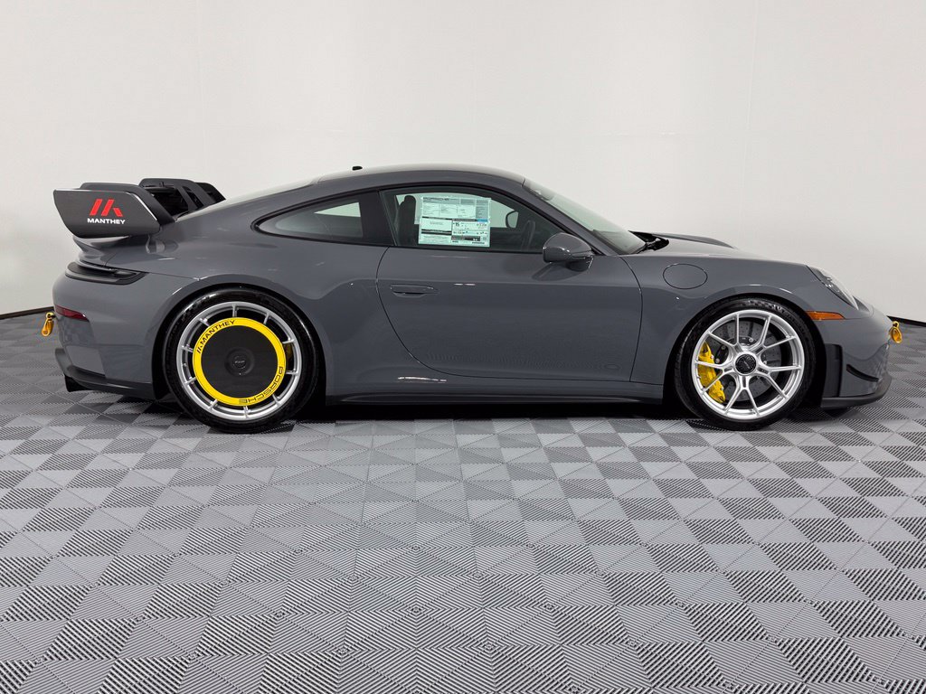 New 2026 Porsche 911 GT3 RWD image 12
