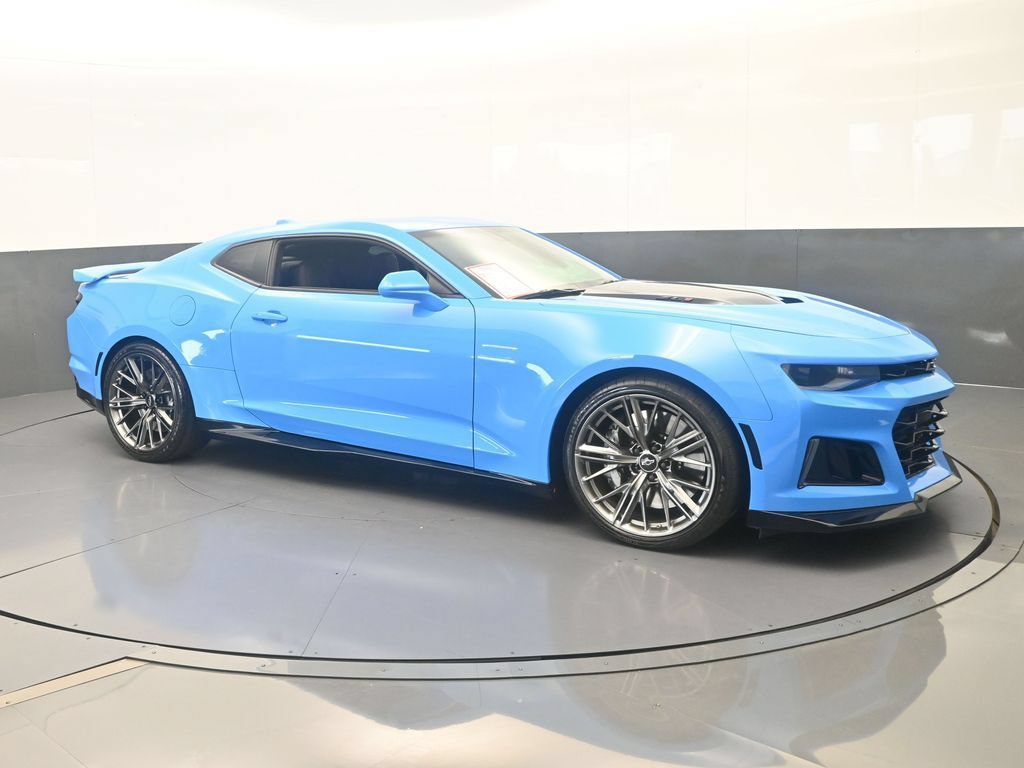 Used 2023 Chevrolet Camaro ZL1 RWD image 8