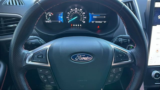 Used 2022 Ford Edge ST-Line AWD/4WD image 30