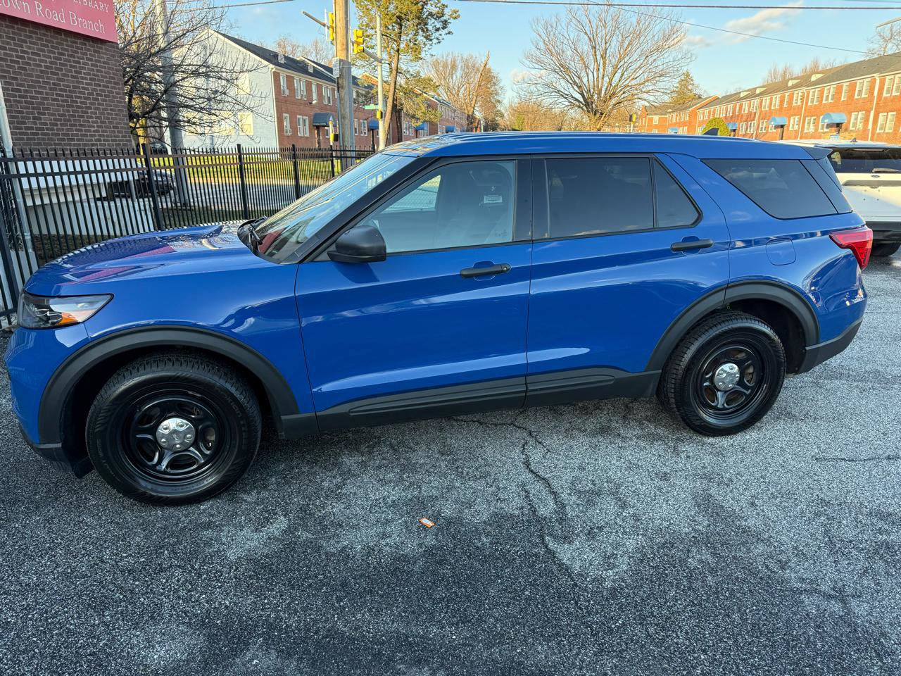 Used 2021 Ford Explorer 4WD Police Interceptor image 17