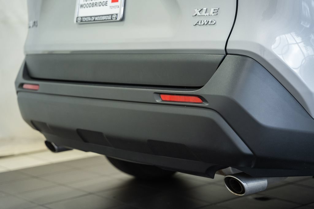 Certified 2025 Toyota RAV4 XLE AWD/4WD image 8