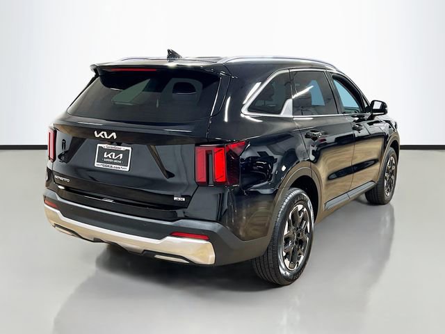 Certified 2024 Kia Sorento S image 7