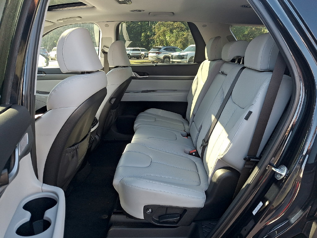 Used 2024 Hyundai Palisade SEL FWD image 10