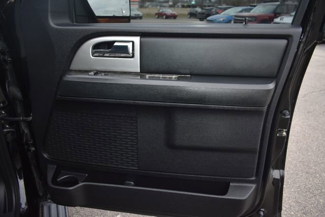 Used 2016 Ford Expedition Limited AWD/4WD image 50