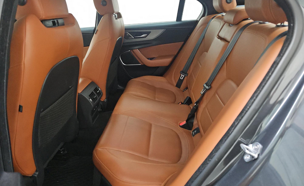Used 2020 Jaguar XE R-Dynamic S AWD/4WD image 13