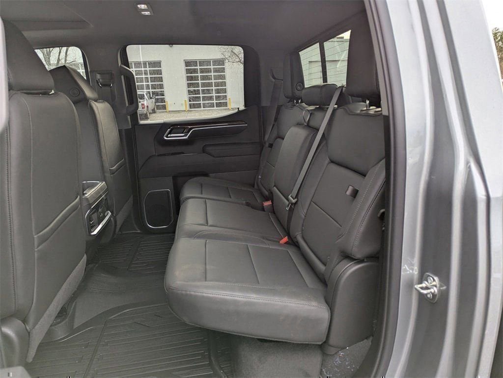 New 2026 GMC Sierra 1500 Elevation w/ Elevation Premium Package AWD/4WD image 12