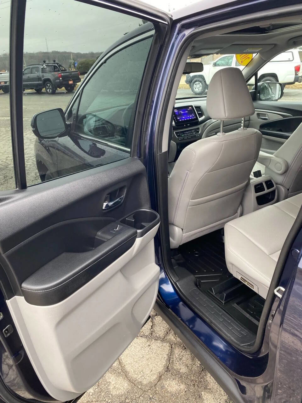 Used 2019 Honda Ridgeline RTL-T image 24