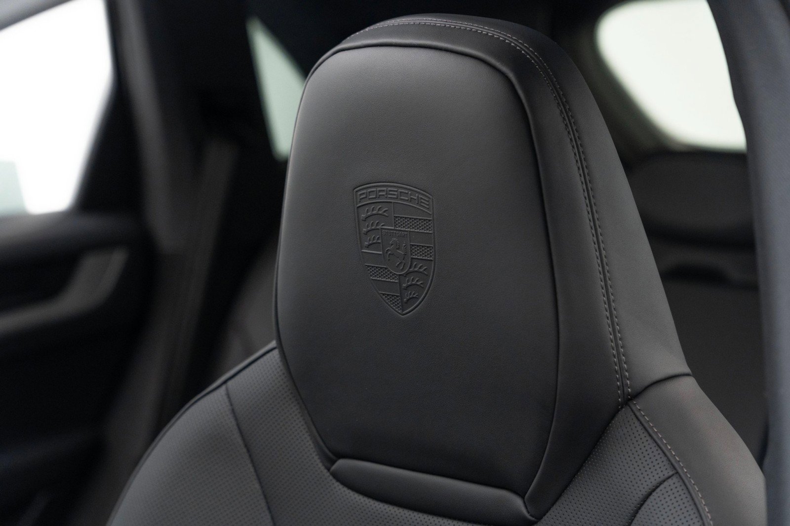 New 2025 Porsche Cayenne image 19