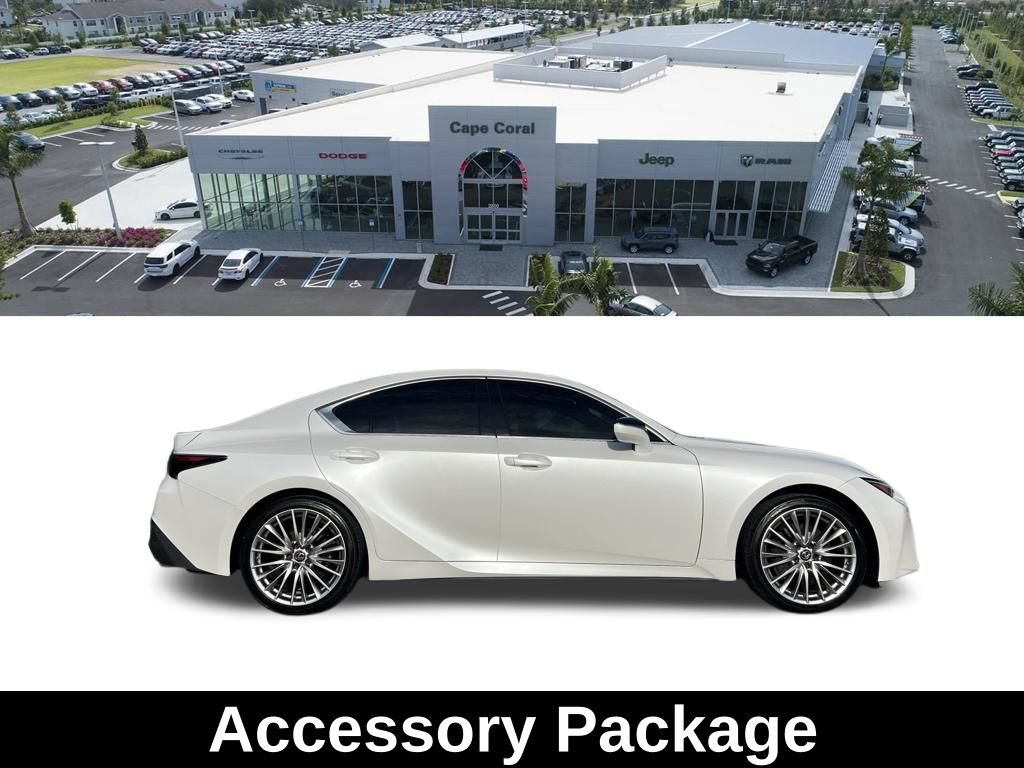 Used 2022 Lexus IS 300 AWD w/ Premium Package image 4