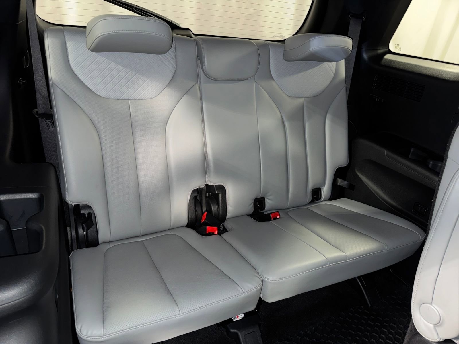 Used 2023 Hyundai Palisade SEL image 14