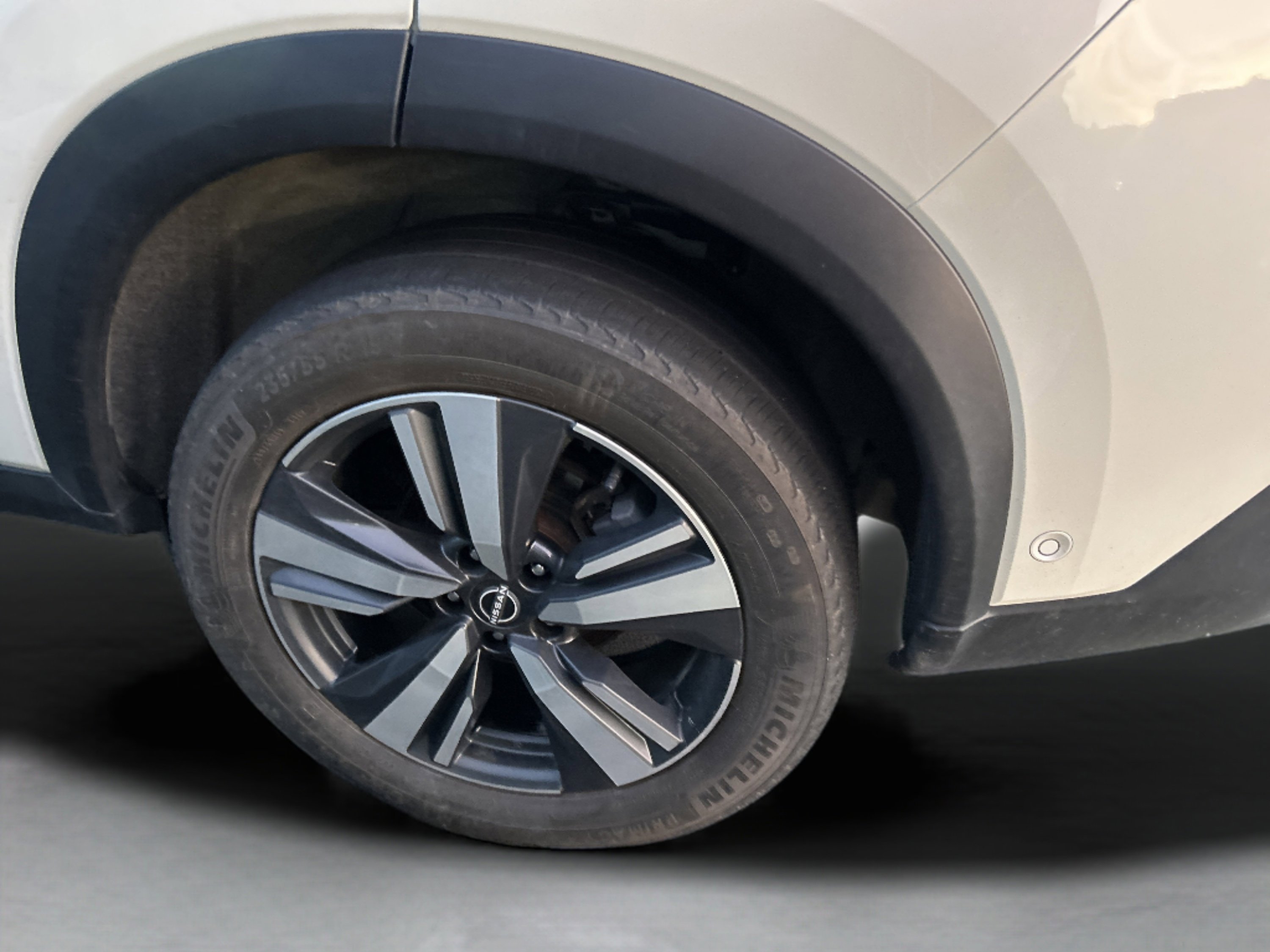 Used 2023 Nissan Rogue SL w/ SL Premium Package image 19