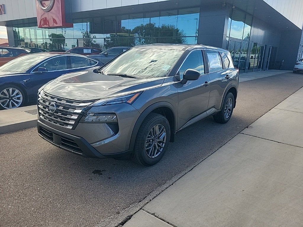 New 2026 Nissan Rogue S image 3