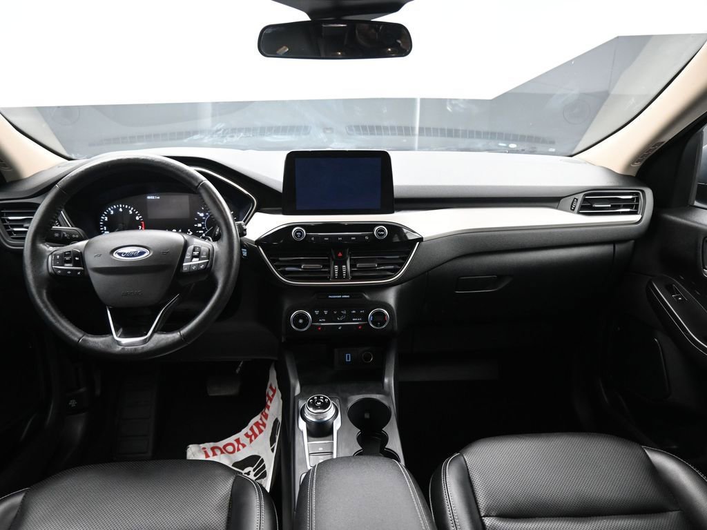 Certified 2020 Ford Escape SEL image 16