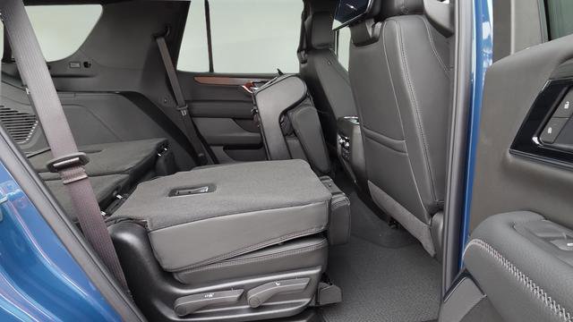 New 2026 GMC Yukon Denali w/ Denali Reserve Package image 24