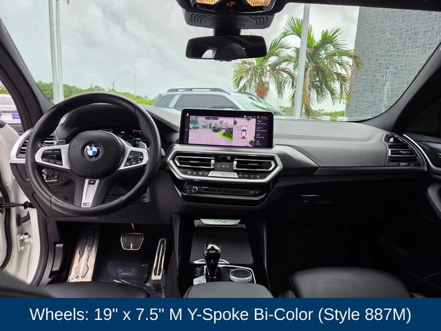 Used 2023 BMW X4 xDrive30i w/ M Sport Package AWD/4WD image 27