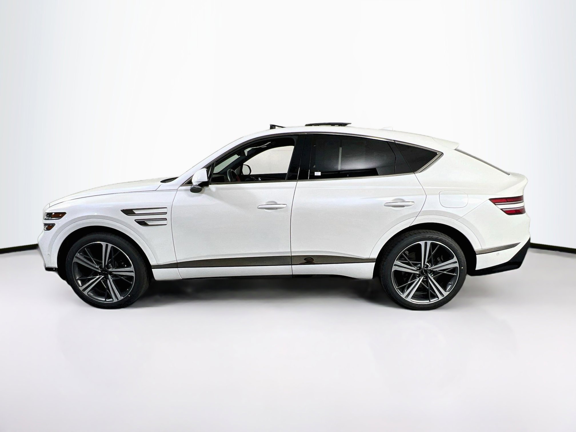 Used 2025 Genesis GV80 3.5T e-SC AWD/4WD image 8