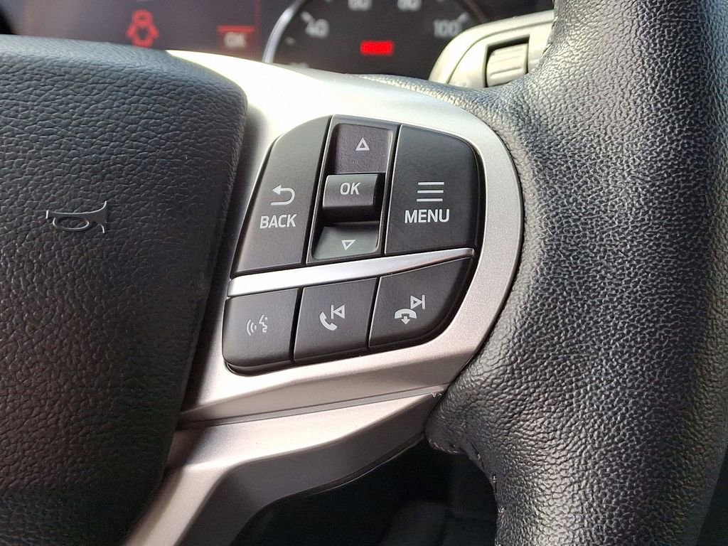 Used 2023 Ford Explorer XLT image 23