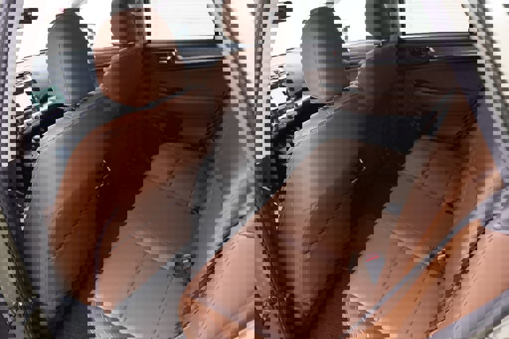 Used 2017 Subaru Outback 2.5i Touring w/ Popular Package #5A image 12