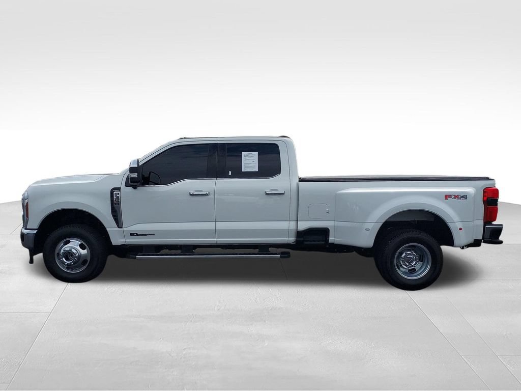 Used 2025 Ford F350 Lariat w/ Chrome Package AWD/4WD image 2