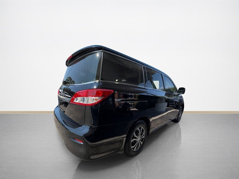 Used 2015 Nissan Quest S FWD image 4