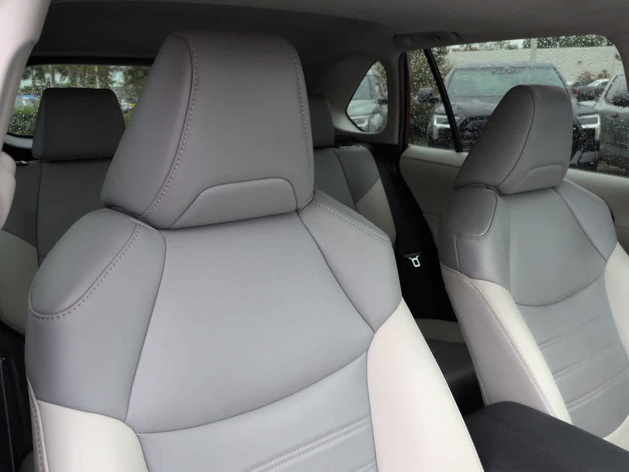 Certified 2021 Toyota RAV4 XLE Premium FWD image 7