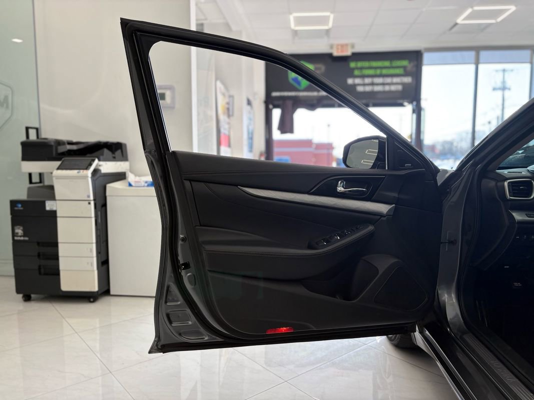 Used 2018 Nissan Maxima 3.5 SL image 36