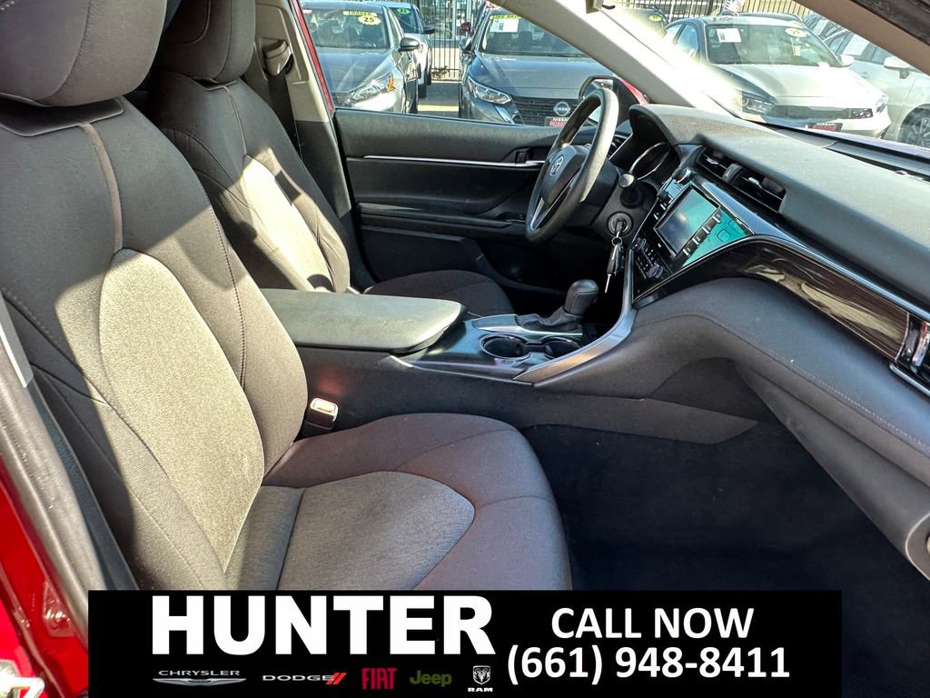 Used 2020 Toyota Camry LE w/ Carpet Mat Package FWD image 17