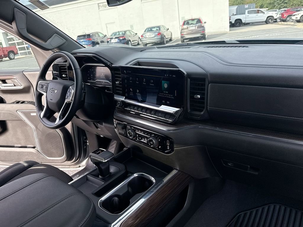 Certified 2024 Chevrolet Silverado 1500 RST w/ Convenience Package II image 26