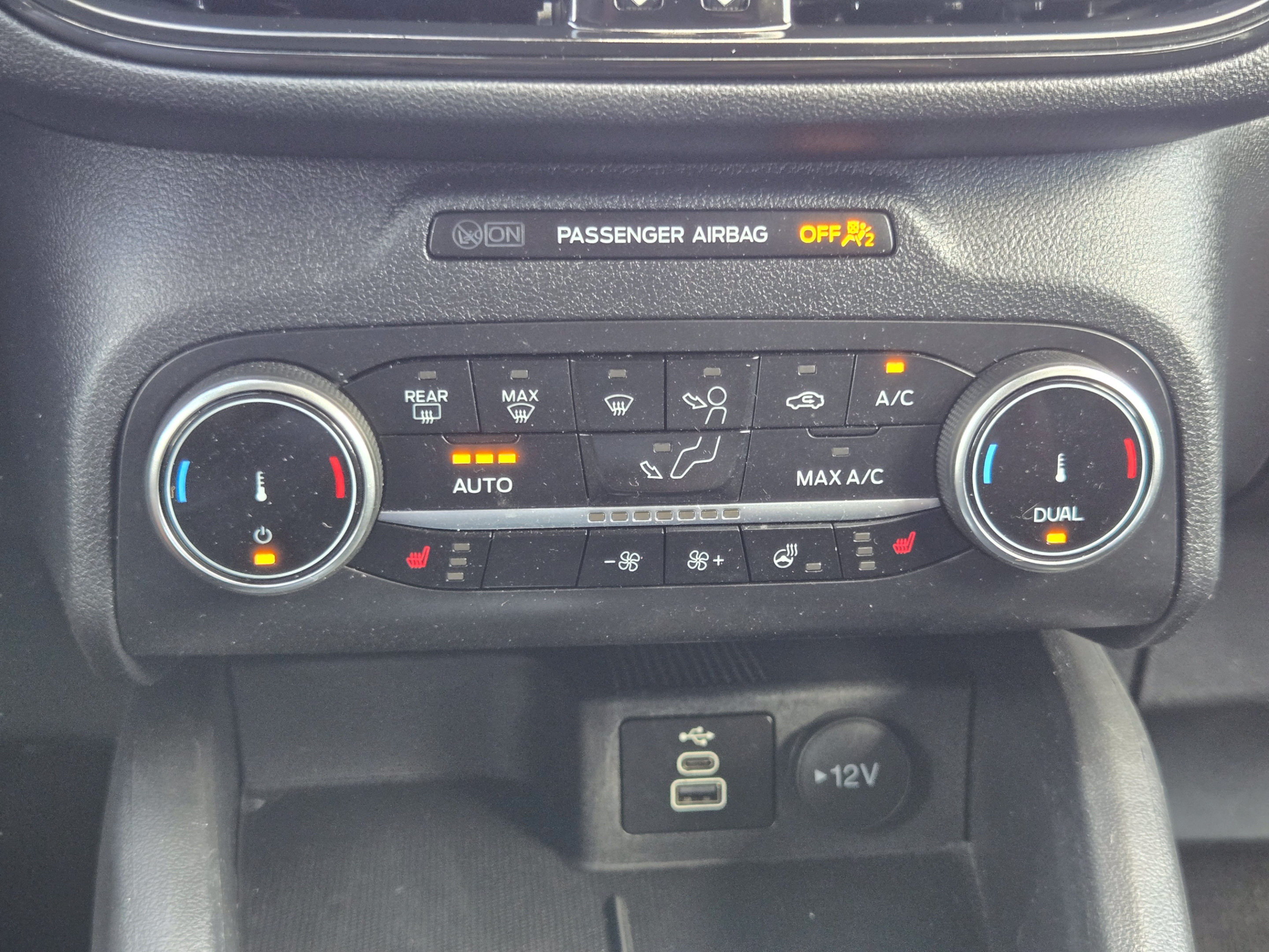 Used 2024 Ford Escape ST-Line AWD/4WD image 15