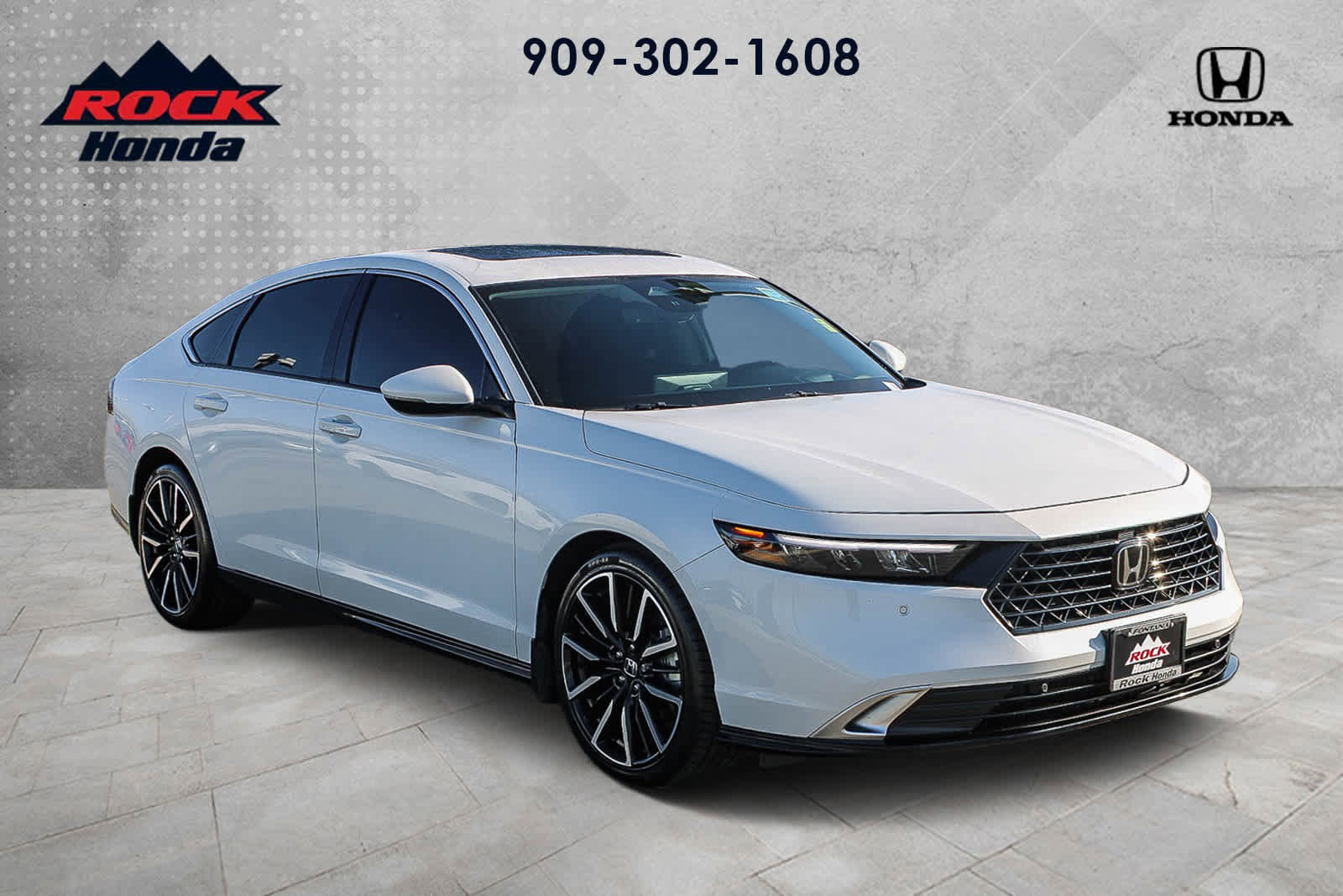 Certified 2024 Honda Accord Touring image 3